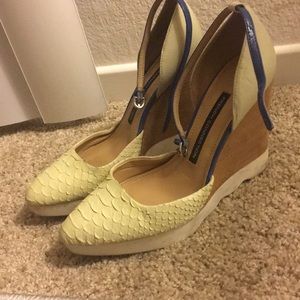 French connection wedges